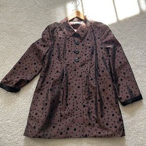 It’s a raincoat/windbreaker